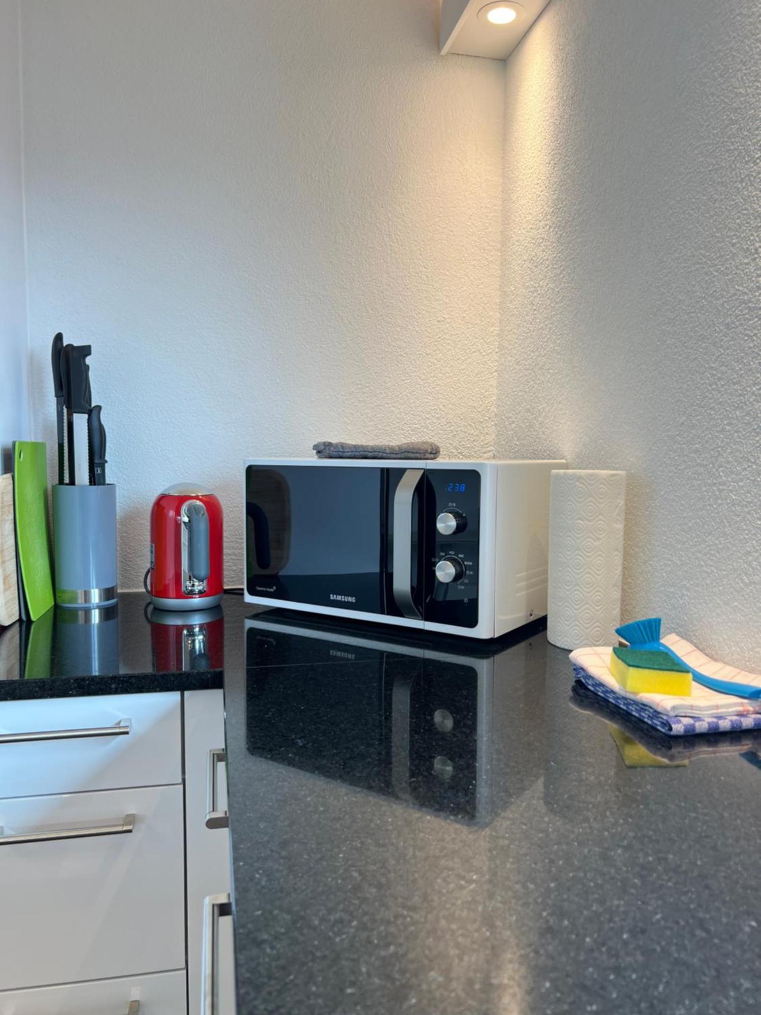 Alexa *